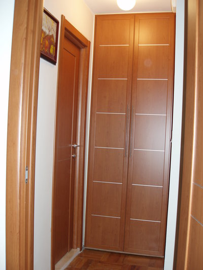 Linen Closet floor-to-ceiling