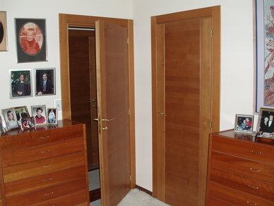 Master bedroom and walk-in-closet doors, both SCIVIA LT model